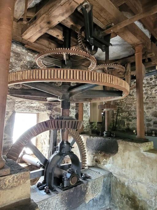 Logement 2 A 4 Pers - Moulin Plouguenast-Langast Exteriör bild