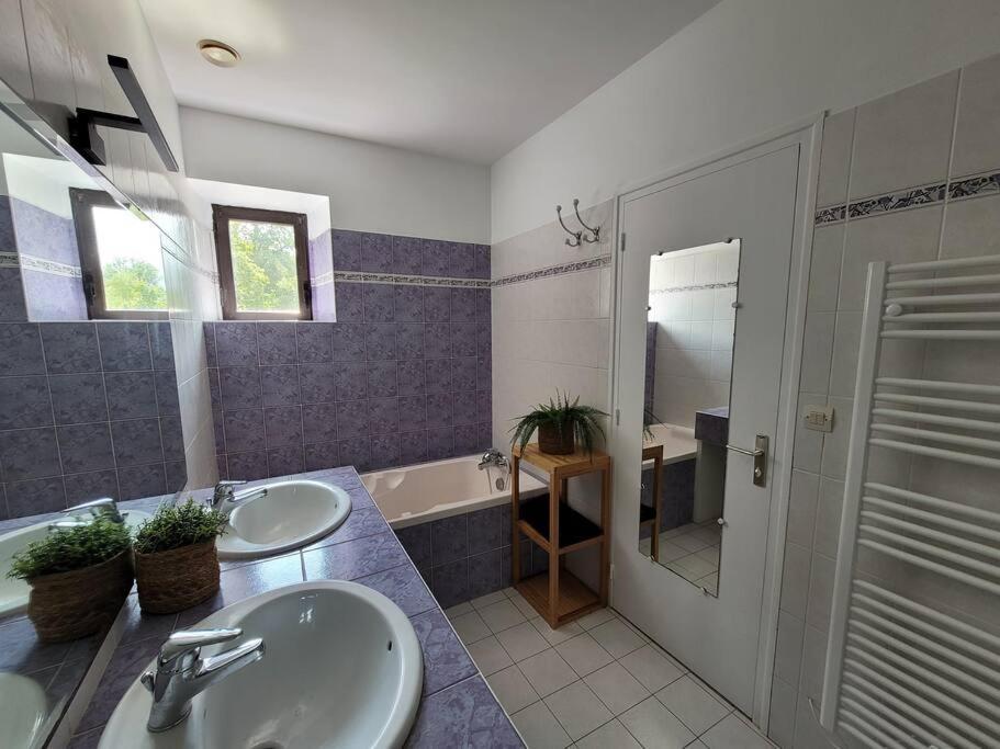 Logement 2 A 4 Pers - Moulin Plouguenast-Langast Exteriör bild